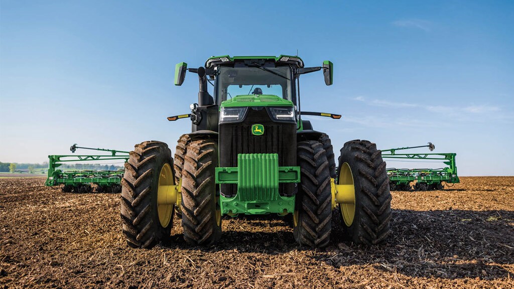 8r tractor pulling seeder